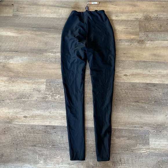 NWT Skims Lace Up Onyx Leggings - Picture 6 of 8